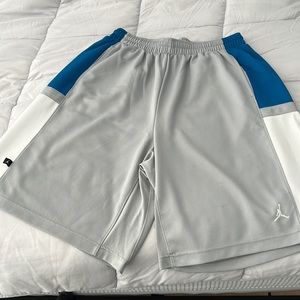 Men’s Nike basketball shorts